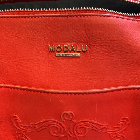 Modalu Shoulder Bag - Picture 3 of 8
